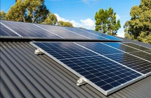 Điện mặt trời mái nhà tự dùng - Giải pháp kinh tế, môi trường bền vững cho Việt Nam